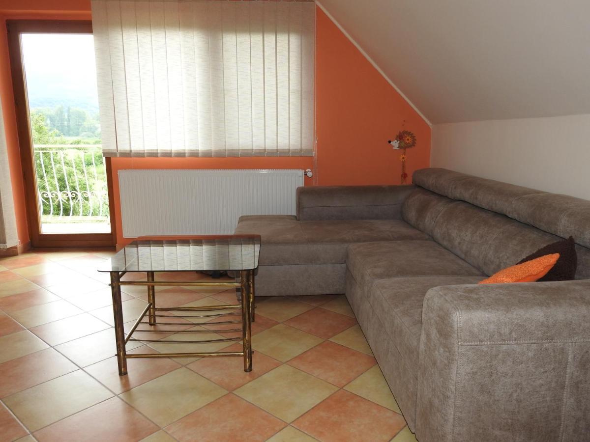 Petra Apartmanhaz Bytom Extérieur photo